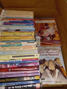 lot 9951 image: 5 Boxes of Childrens Library Books
