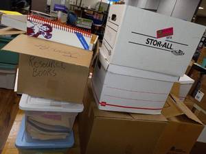 lot 9956 image: 4 Boxes and 2 Totes of Childrens Library Books
