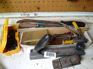 lot 1096 image: Variety of Tools