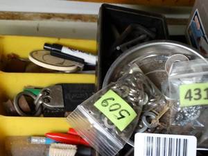 lot 1104 image: Allen Wrenches  Metal Tray and More
