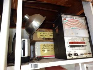 lot 1120 image: Diagnostic Analyzer  Lamp and More
