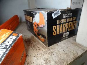 lot 1151 image: Electric Chainsaw Sharpener