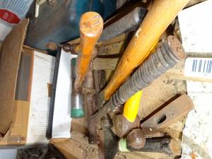 lot 1148 image: Flat of Hammers and More