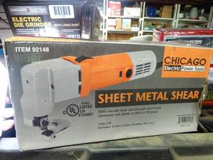 lot 1178 image: Sheet Metal Shear