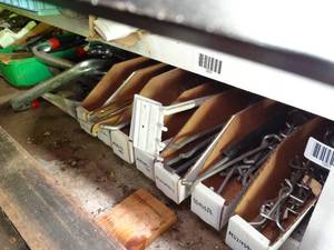 lot 1201 image: Lot of Shelf Supports and Hooks