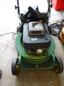lot 1247 image: John Deere JE75 6Hp Push Mower