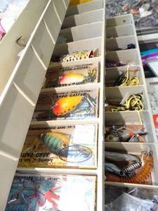 lot 1330 image: 3 Fishing Rods & Reels  Case of Lures and Gear
