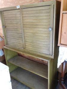 lot 1317 image: 2 Olive Green Cabinets