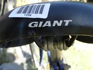 lot 1334 image: Giant Womens Mountain Bike