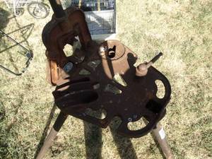 lot 1325 image: Ridgid Tristand 2-12 Y
