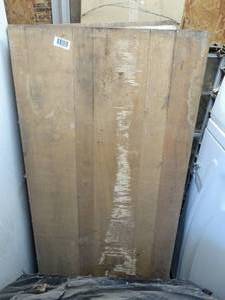 lot 1381 image: Small Lot of Windows and Wood