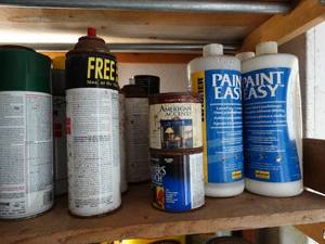 lot 1402 image: Spray Paint and More Lot