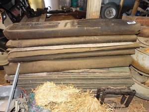 lot 1452 image: Shingle and Rolled Roofing