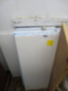 lot 1354 image: Unused Lot of Heavy Duty Shelving