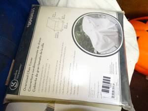 lot 1370 image: New Chair Cover