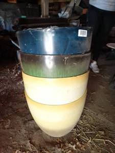 lot 1482 image: Lot of 4 Quality Tall Plastic Planters