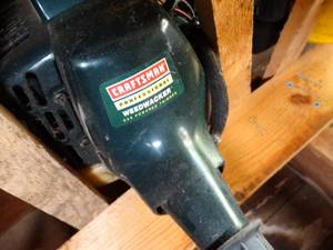 lot 1472 image: Quality Craftsman Gas Weedeater