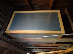 lot 1484 image: 4Ft x 4Ft Wood- Plexi -Screen Cage