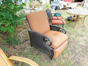lot 1548 image: Great Quality Padded Outdoor Chair
