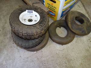 lot 1567 image: Lot of small wheels