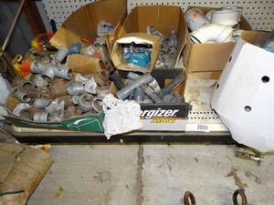 lot 1586 image: Plumbing Parts and misc items