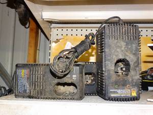 lot 1582 image: Quality Metal Shelf Brackets  Wire  Tool Chargers
