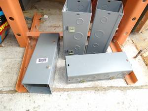 lot 1596 image: 4 Metal Electrical Boxes