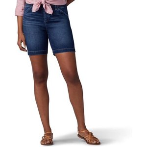 lot 3556 image: Lee Womens Regular Fit Chino Walkshort 20 Expedition