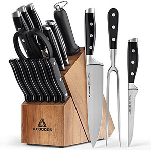 lot 9038 image: Kitchen Knife Set With Wooden Block