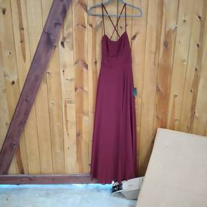 lot 9923 image: HIGH SLIT PARTY EVENING DRESS SIZE M