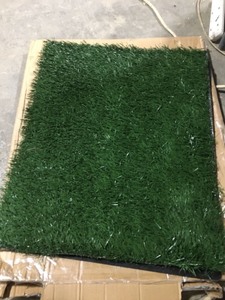 lot 6104 image: Replacement Grass and Black insert for PetMaker Potty Trainer