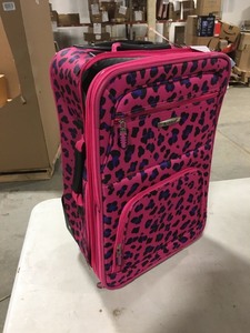 lot 6112 image: Rockland Rio Upright Carry-On & Tote Luggage - Magenta Leopard