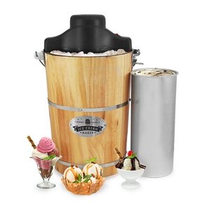 lot 6122 image: Elite Gourmet - 6Qt. Old Fashioned Pine Bucket ElectricManual Ice Cream Maker - Pine