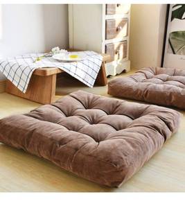 lot 922 image: EGOBUY Meditation Floor Pillow, Floor Pillow Tufted Thicken Sitting Pillows