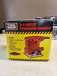 lot 925 image: Tool Shop 14 Sheet Finishing Sander.&nbsp