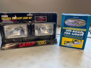 lot 1140 image: two different sets of Auxiliary lighting