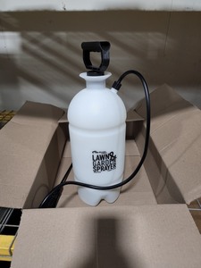 lot 714 image: Flow Master Lawn & Garden Sprayer (2 gallon)