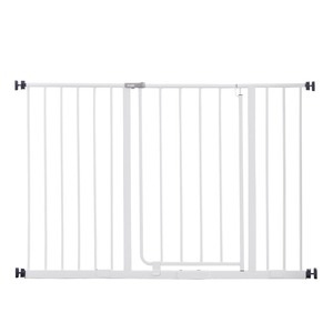 lot 819 image: Regalo Extra Wide Easy Open Metal Walk Through Baby Gate