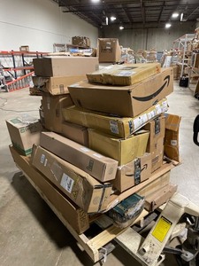 lot 2299 image: PALLET - End Of The Truck Items
