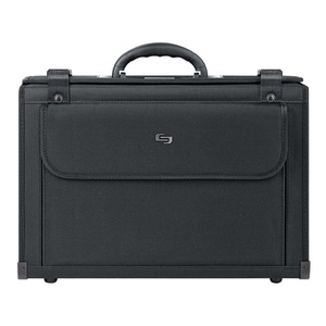 lot 10978 image: Classic 16 Catalog Case (PV50)