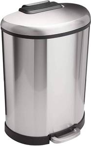 lot 2879 image: Amazon Basics Soft Close Trashcan