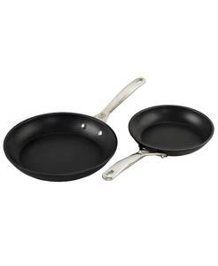 lot 2279 image: Le Creuset Set of 2 Toughened Nonstick PRO Fry Pans in Black at Nordstrom