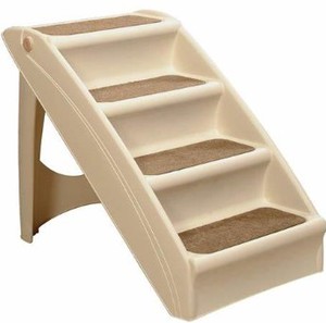 lot 1412 image: Tan Plastic Pet Staircase, 23 x 20 H (Color May Differ Slightly)