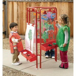 lot 2377 image: Colorations 3-Way IndoorOutdoor Acrylic Panel Easel&nbsp