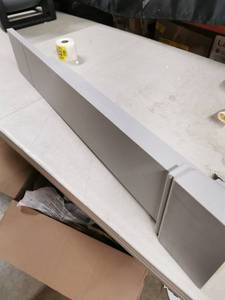 lot 1442 image: Grey Wooden Corner Piece, 34.5 x 7 