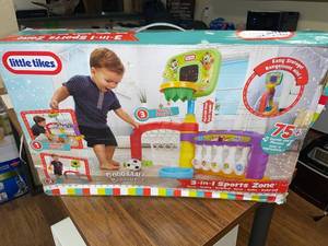 lot 3693 image: Little Times sports zone