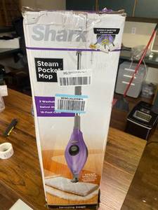 lot 3697 image: Shark pocket mop