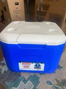 lot 3700 image: New Coleman cooler 
