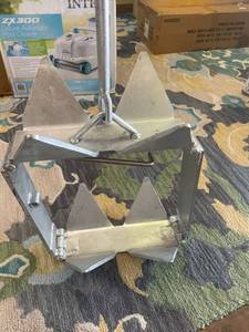 lot 3706 image: Foldable anchor