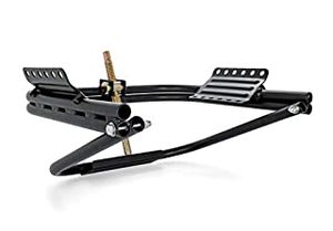 lot 17 image: EAZ LIFT Light Weight RV Tire Leveler - Allows for Easy Leveling Without Blocks or Ramps - Fits Most 13-inch, 14-inch and 15-inch Wheels (48845), Black (B07XW1V53V)